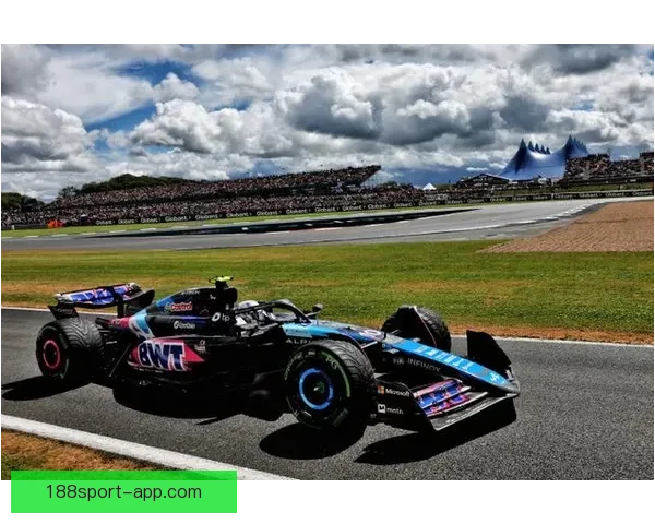 F1赛场焦点加斯利精彩表现引领年轻车手新赛季风潮
